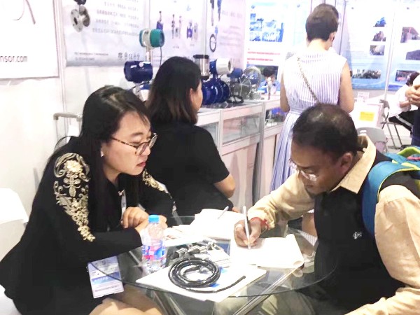 沃天展会7
